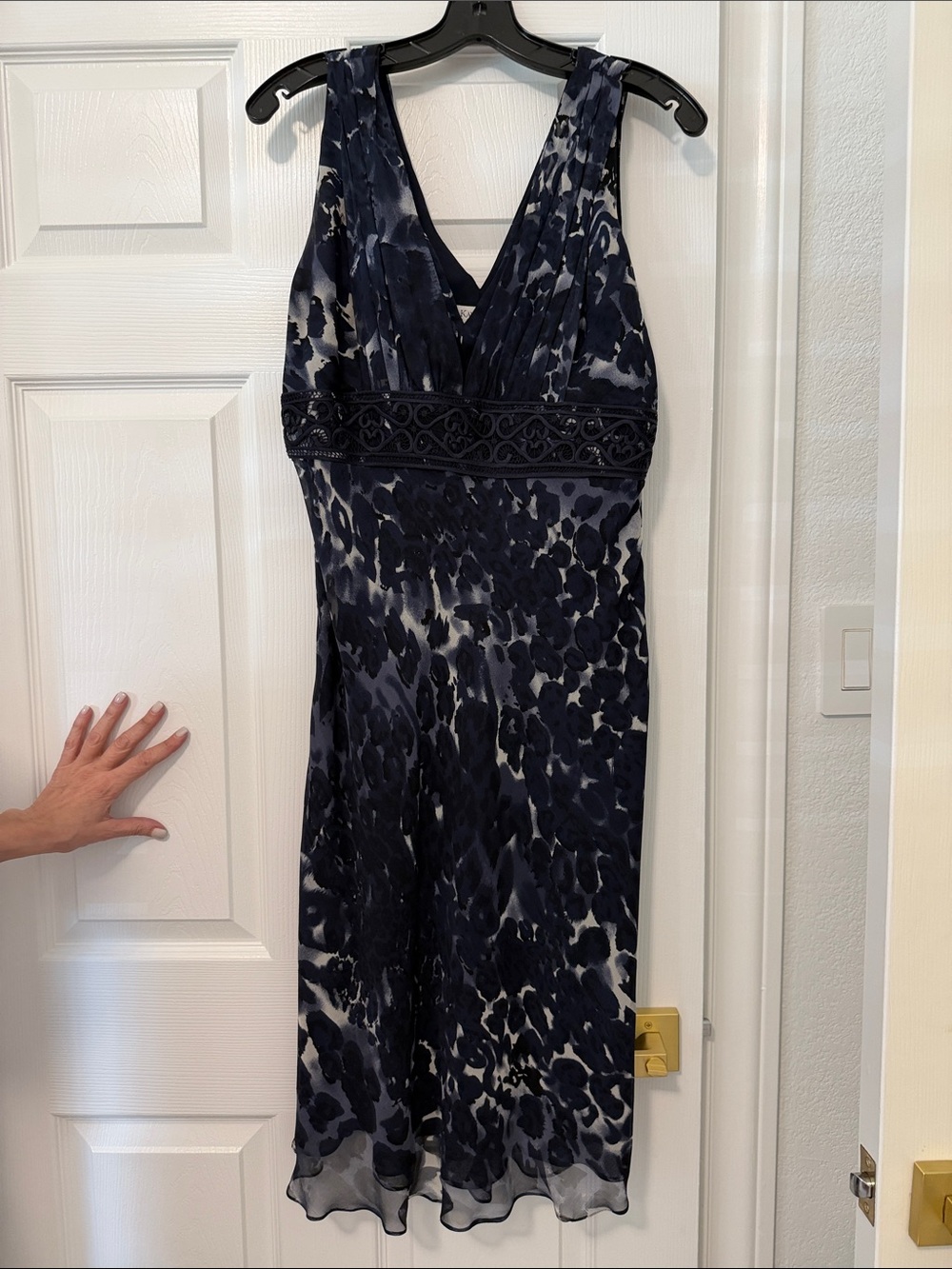 Kay Unger Navy and White Printed V-Neck Midi Dress
